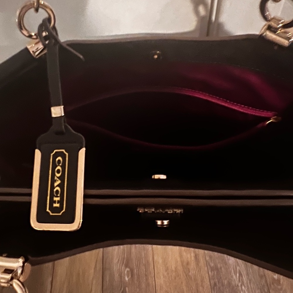 EUC  Coach handbag